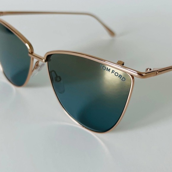 TOM FORD Veronica Sunglasses TF684 28W - Picture 4 of 7